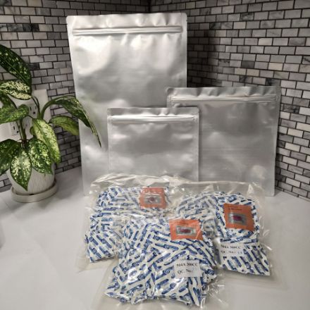 Show details for ZIP LOCK BUNDLE with 150 OXYGEN ABSORBERS Picture of ZIP LOCK BUNDLE with 150 OXYGEN ABSORBERS